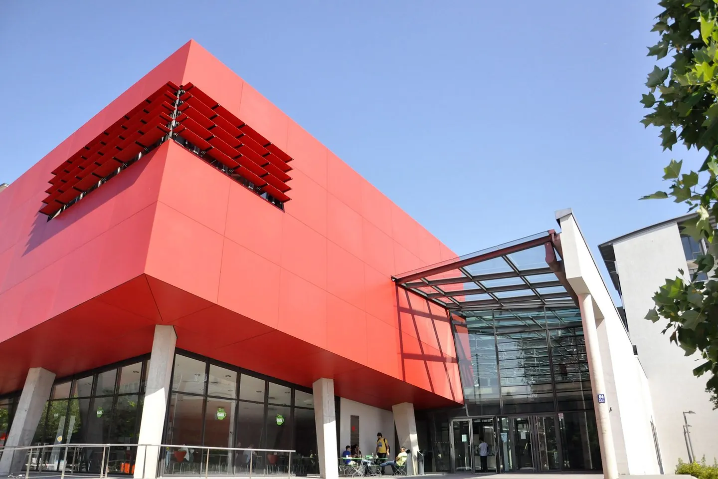 Der Rote Würfel der Hochschule München