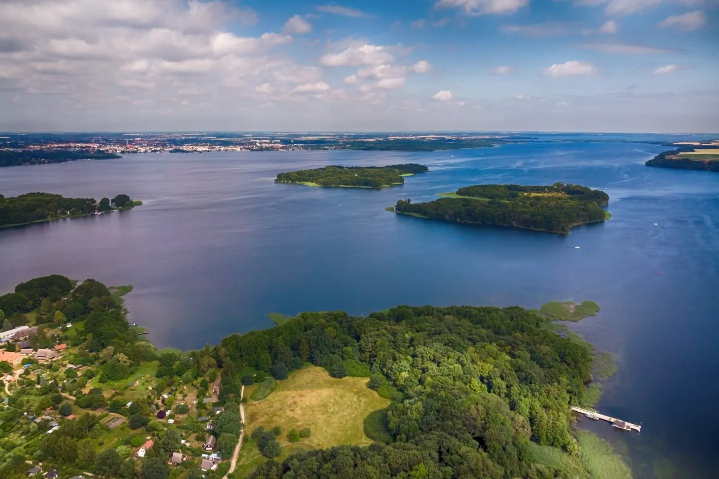 MV bietet viel Wasser und Grün
