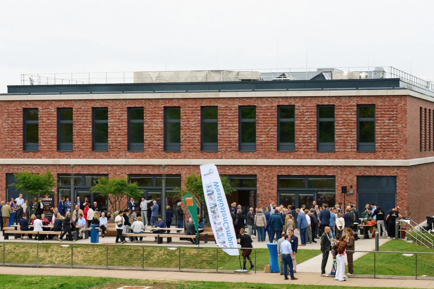 Das Hauptgebäude auf dem Campus der FH Westküste